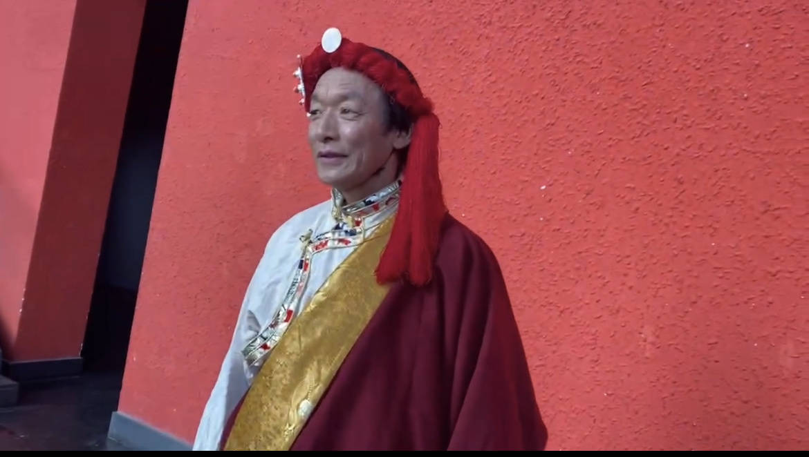 藏晚搶先看｜囊謙服飾秀 vip提前點播啦
