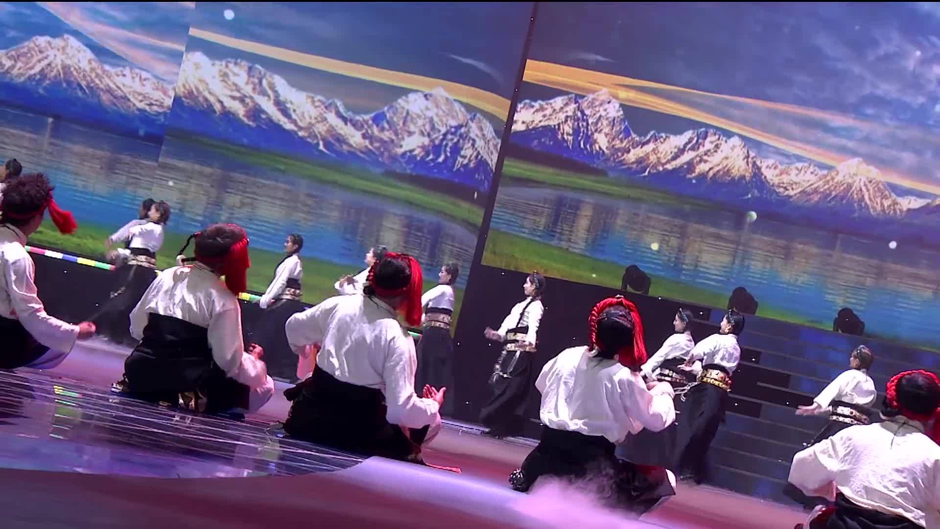 32.男女群舞《江源情》