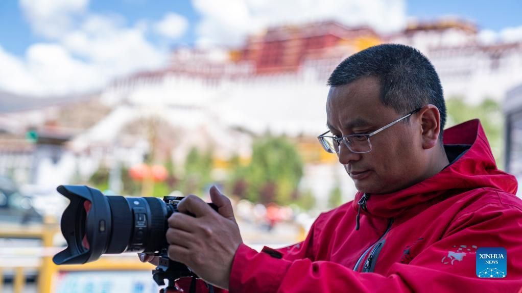 Feature: Amateur cyclists take epic ride to Tibet