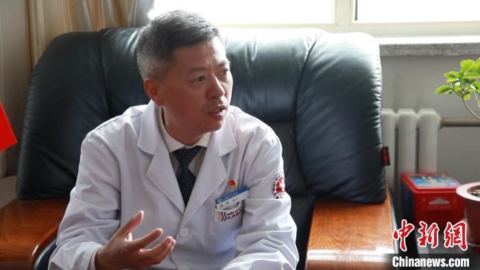 圖為郭勇接受<a target='_blank' href='/' >中新網</a>記者采訪?！∩ｓ泫i 攝