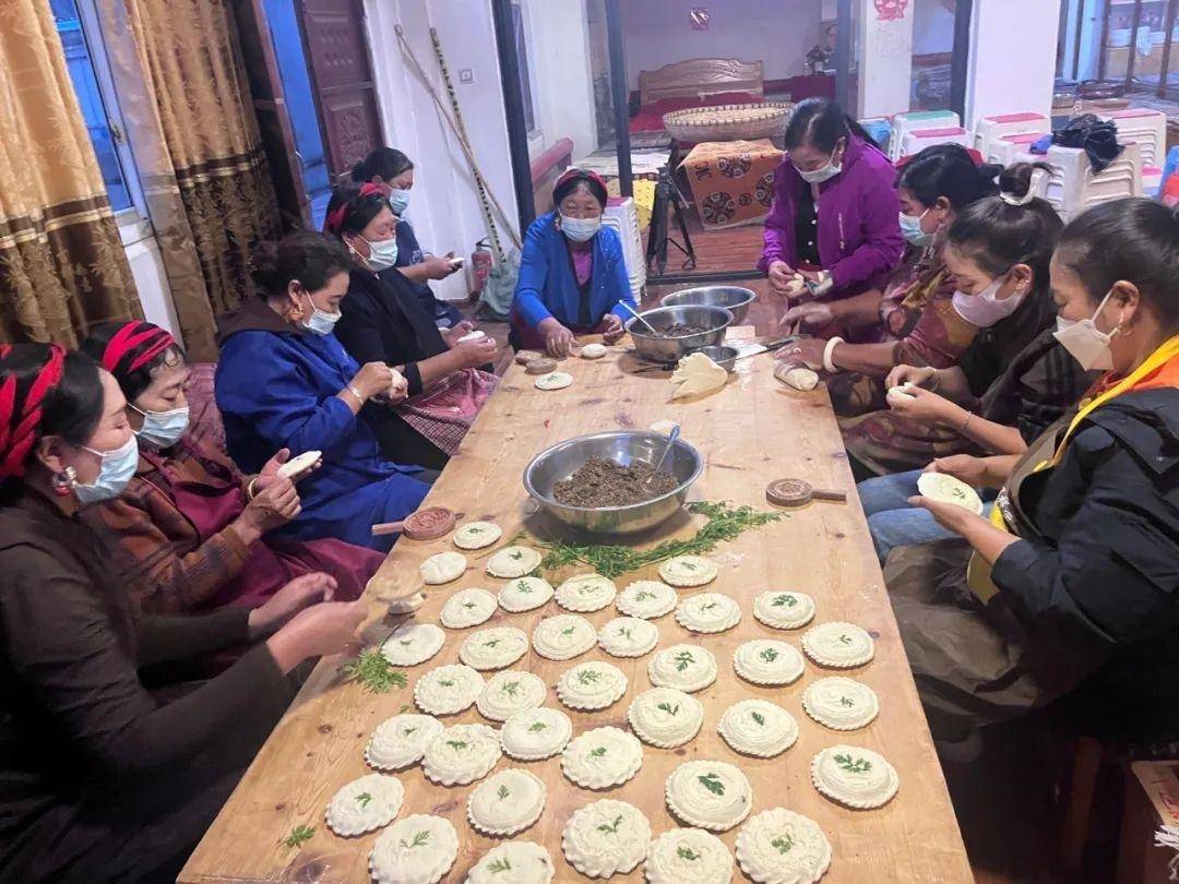 守望相助｜道孚“花饃饃”讓瀘定同胞暖心過中秋