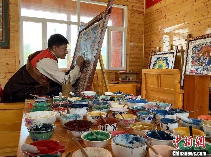 Thangka inheritor's quest to promote Tibetan intangible heritage