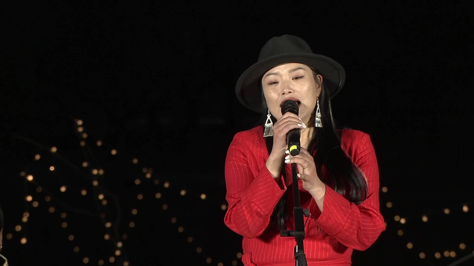 དར་མདོའི་མཛའ་གཞས།