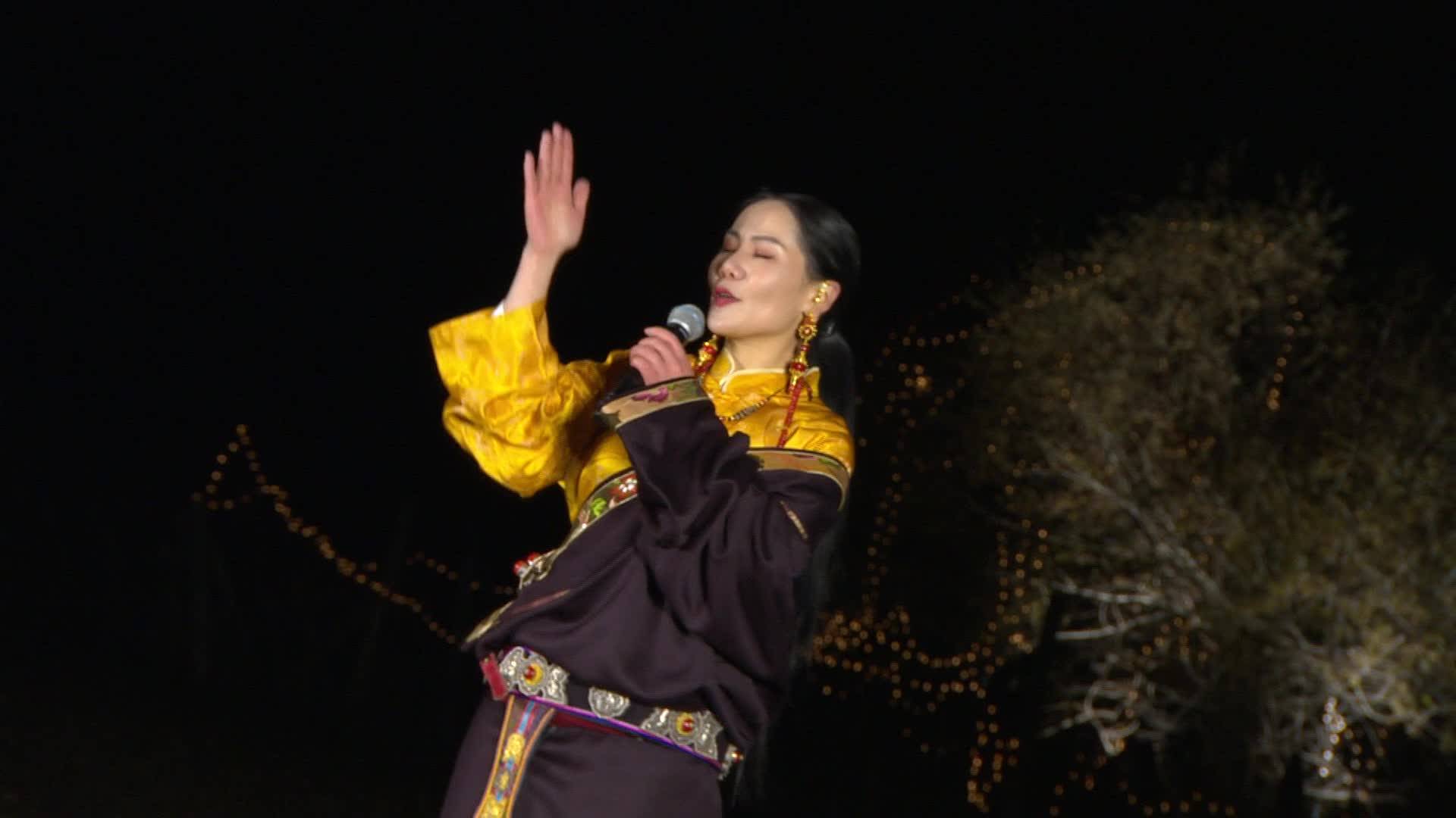 ནོར་བུ་གླིང་ག