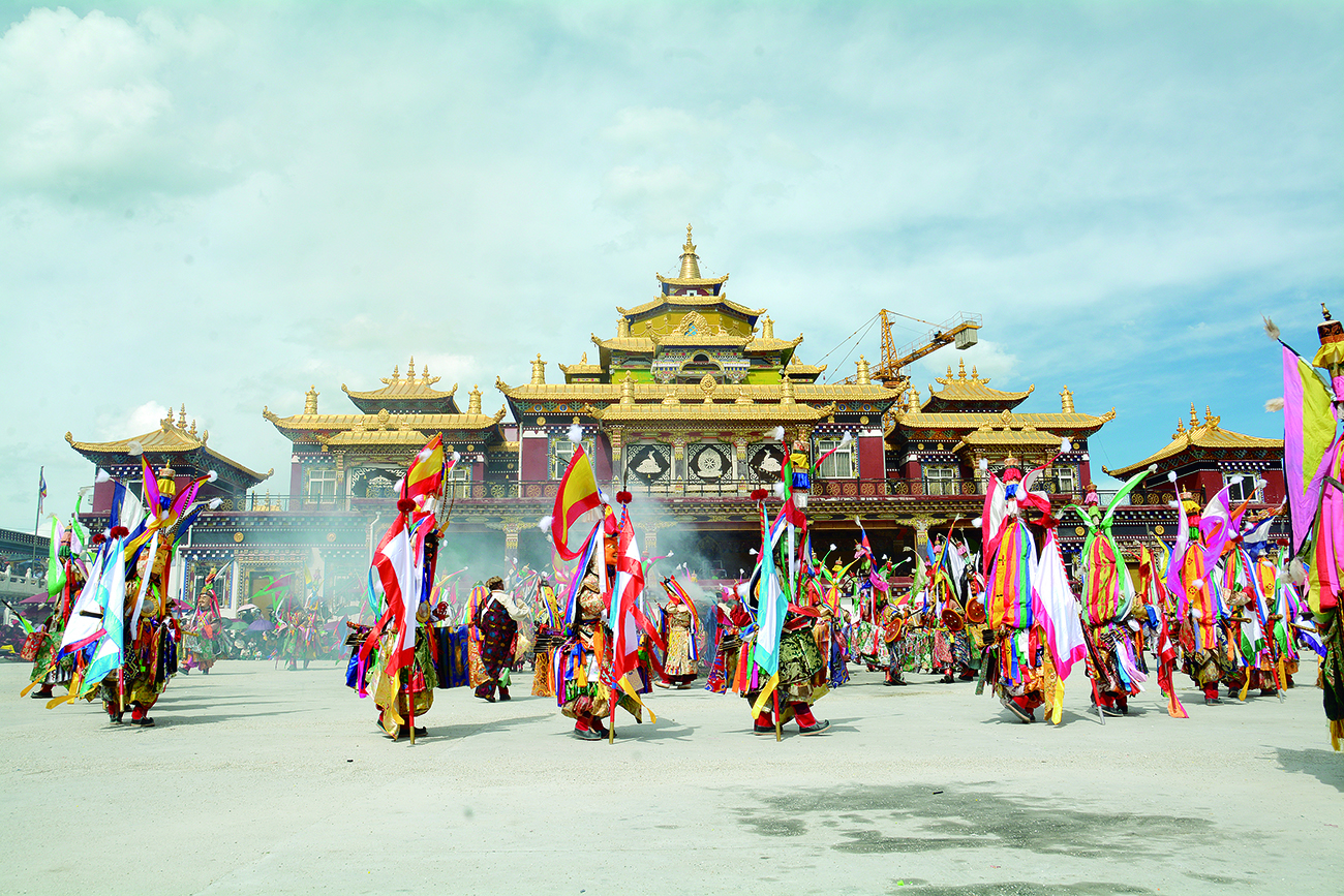 ཕུ་བོ་རྒྱ་ཚའི་འབྲོག་སྡེ་དང་རྫོགས་ཆེན་འབྲོག་རུ་སྡེ་བ།