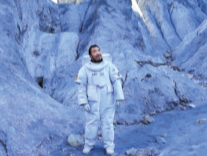 Dawu official breaks stereotype to promote tourism