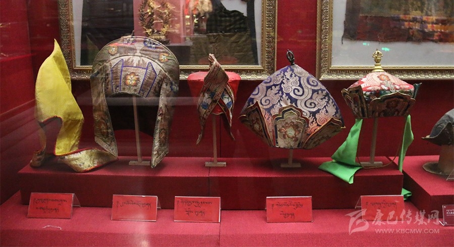 ཡུལ་ཤུལ་སེབ་པ་དགོན་དུ་མཇལ་བའི་བོད་ཀྱི་ཁྱད་འཕགས་རིག་རྫས།