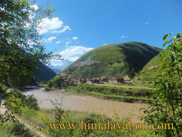 ཁམས་བྲག་མགོ་རྦ་མདའ་དགོན།