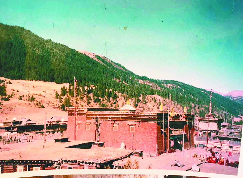 གཡུ་མཁར་དགོན་གྱི་ལོ་རྒྱུས་མདོར་བསྡུས།