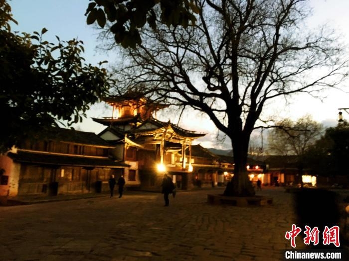 圖為沙溪古鎮(zhèn)寺登街。　繆超 攝