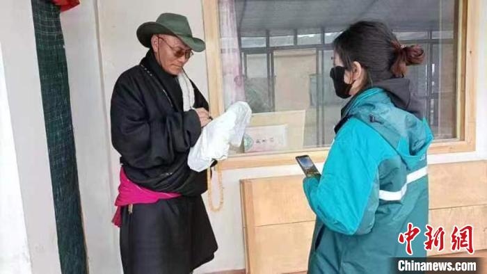 甘南草原上的“譯寄瓦”：讓郵政“綠”成為草原最美的色彩
