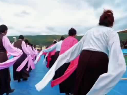2023四川甘孜山地文化旅游節(jié)彩排進(jìn)行中 我們在甘孜的甘孜等您?。?！