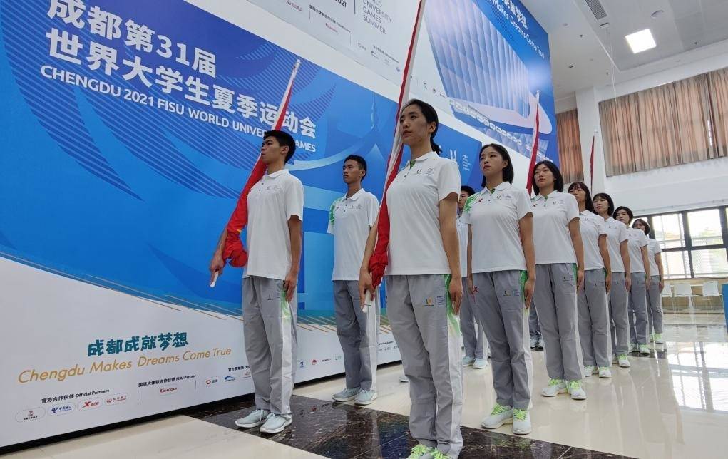 སློབ་ཆེན་སློབ་མའི་ལུས་རྩལ་འགྲན་ཚོགས་སྔོན་ལ་ལྟ། བྱ་དགའ་གནང་བའི་མཛད་སྒོའི་དར་ཆ་སྒྲེང་མཁན་དཔའ་ཉམས་ལྡན།