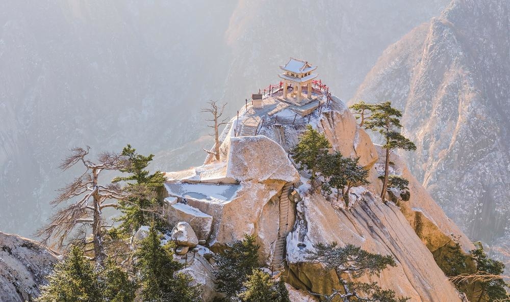 ཁ་བ་བབས་རྗེས་ཀྱི་རི་བོ་ཧྭ་ཧྲན་ལྷག་པར་མཛེས།