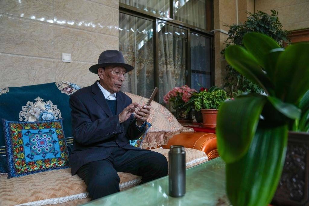 InXizang | Lozang: from former serf to deputy to the National People's Congress