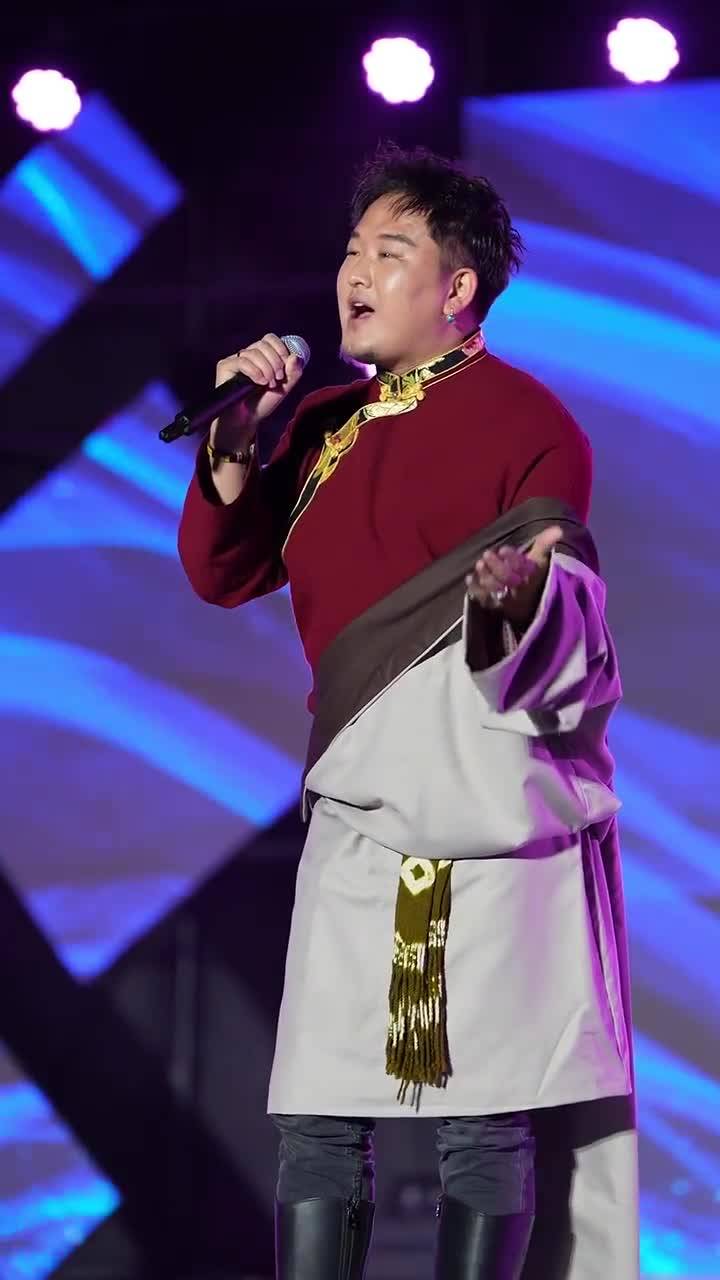 Singing clip of Ngari Girl by Sangye Tsering