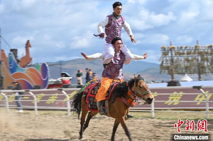 2024年迪慶·香格里拉賽馬會開幕