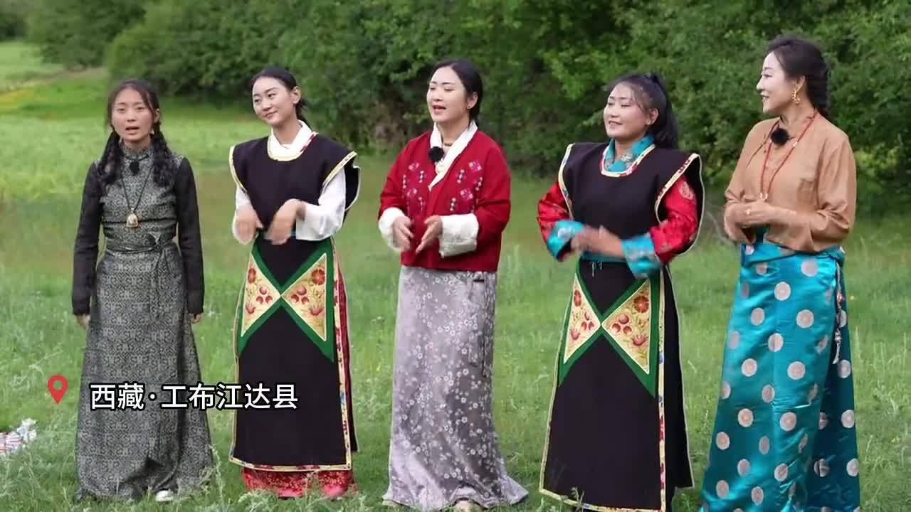 Singing clip of Tibetan song