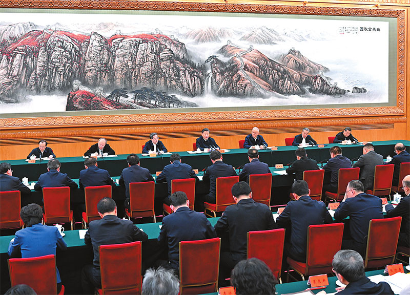 ཟླ་12ཚེས་2ཉིན། པེ་ཅིང་དུ་ཀྲུང་གུང་ཀྲུང་དབྱང་གི་སྤྱི་ཁྱབ་ཧྲུའུ་ཅི་དང་། རྒྱལ་ཁབ་ཀྱི་ཀྲུའུ་ཞི། ཀྲུང་དབྱང་དམག་ཨུད་ཀྱི་ཀྲུའུ་ཞི་བཅས་ཡིན་པའི་ཞི་ཅིན་ཕིང“རྒྱུད་གཅིག་ལམ་གཅིག”འཛུགས་སྐྲུན་ལས་དོན་གྱི་བཞུགས་མོལ་ཚོགས་འདུ་ཐེངས་བཞི་པར་ཞུགས་ནས་གསུང་བཤད་གལ་ཆེན་གནང་བ།