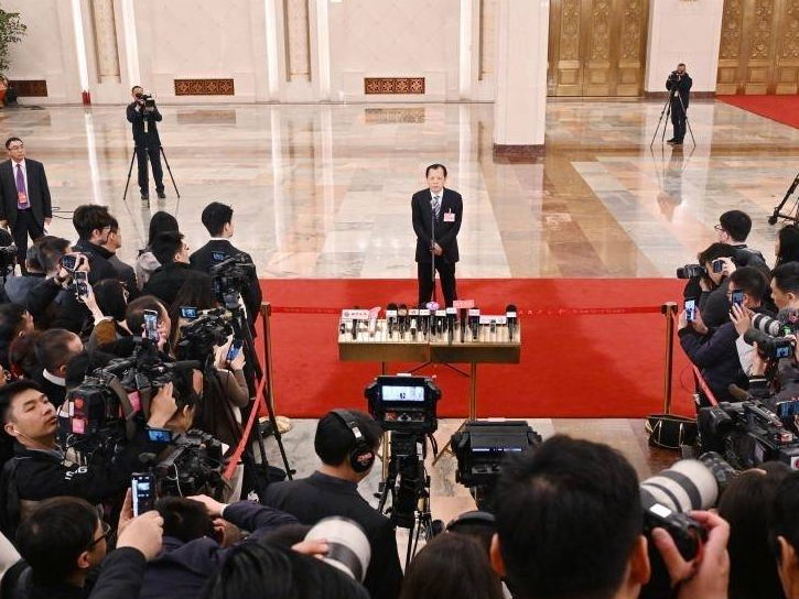 兩會現場速遞丨加快建設交通強國 構建現代化綜合交通體系——交通運輸部部長劉偉“部長通道”上談交通運輸發展成就