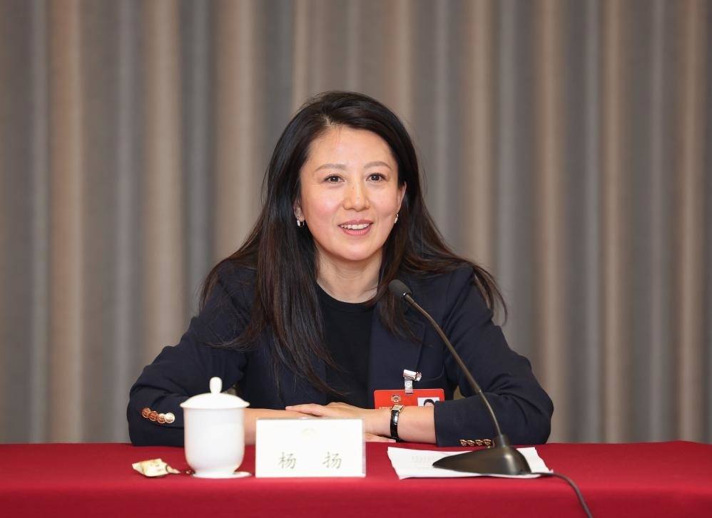 Political advisors from sports sector meet at third session of 14th National Committee of CPPCC