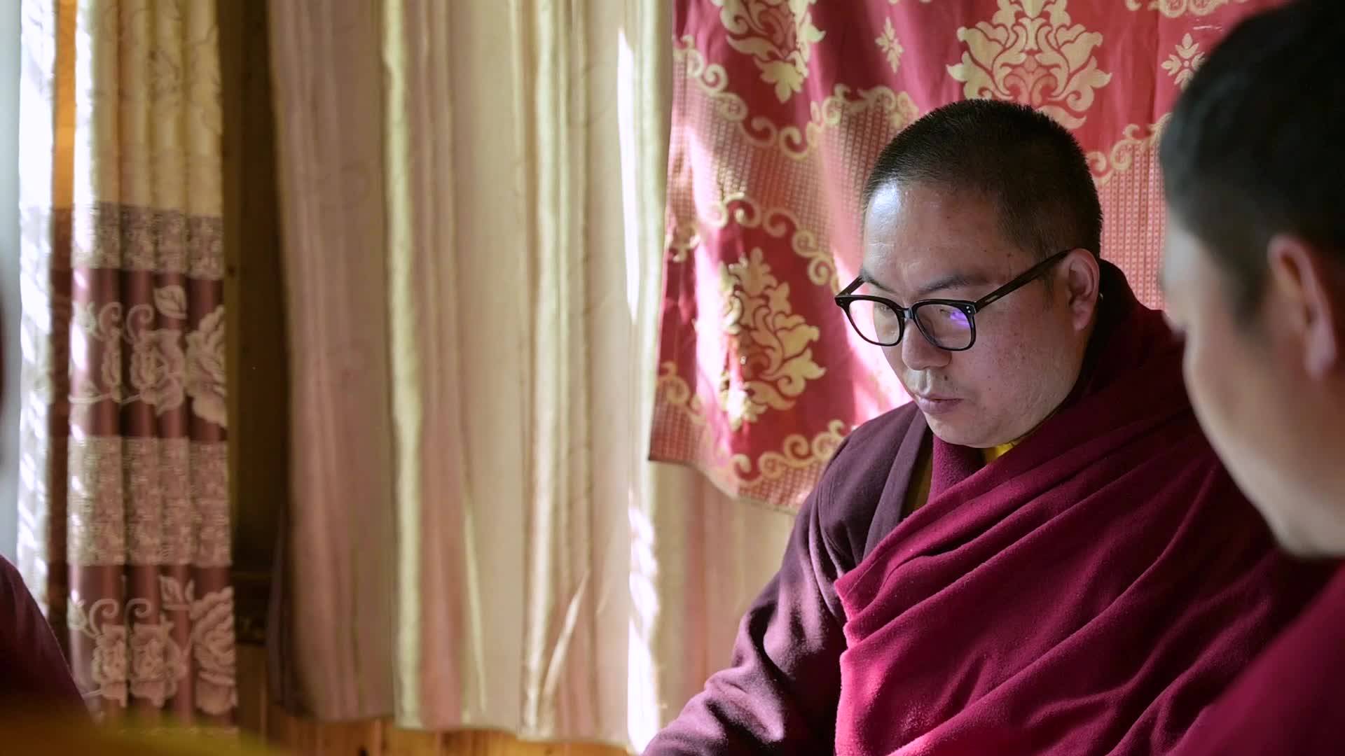 Monks of Yidong Monastery of Zamtang County, Aba make the Mandala
