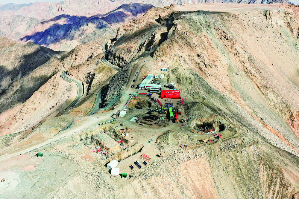 我國兩臺先進望遠鏡在青海冷湖開建