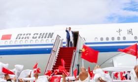 “共建中华民族共同体 书写美丽西藏新篇章”——习近平总书记率中央代表团出席西藏自治区成立六十周年庆祝活动纪实