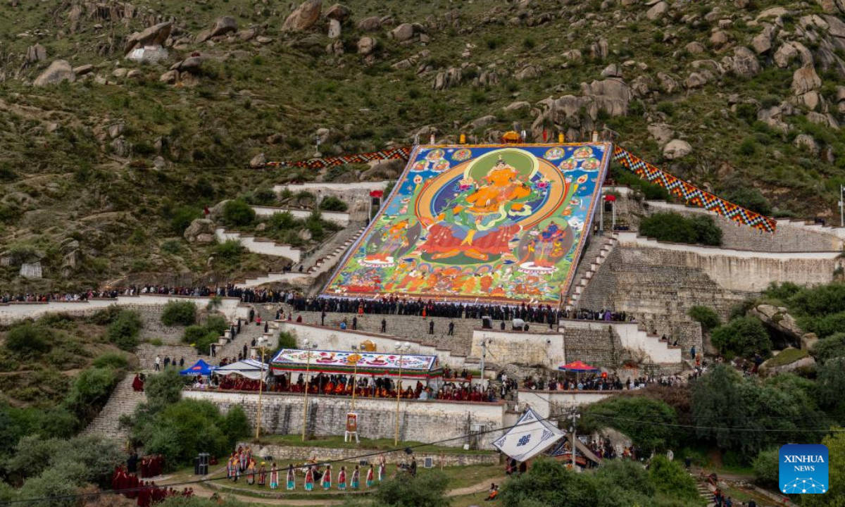 Lhasa welcomes Shoton Festival