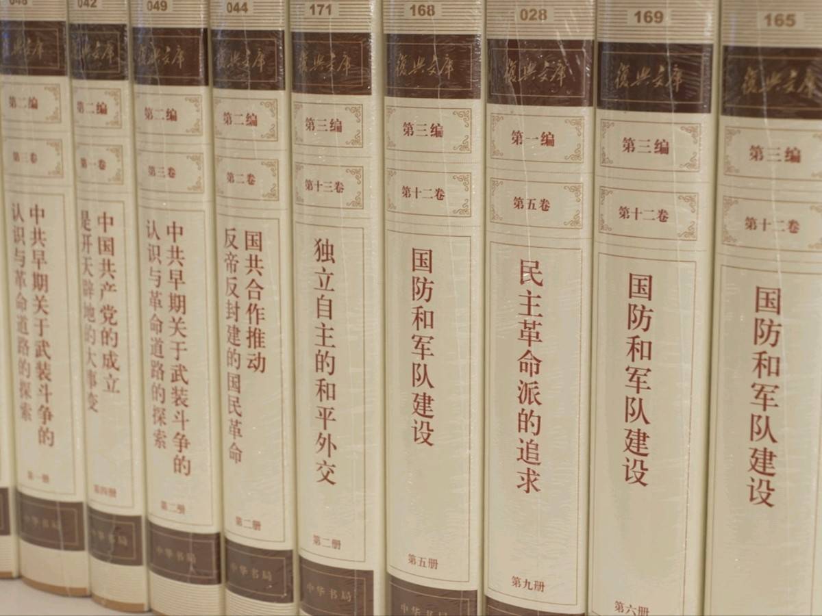 中央赠书1180册！这份西藏自治区成立60周年礼物藏着哪些深意？