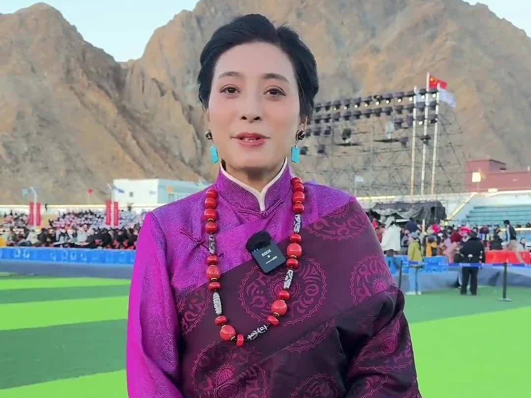 Click on the video to immerse yourself in the visual feast of Ngari's Tibetan fashion with Kangba TV host Chemi Wengmo!