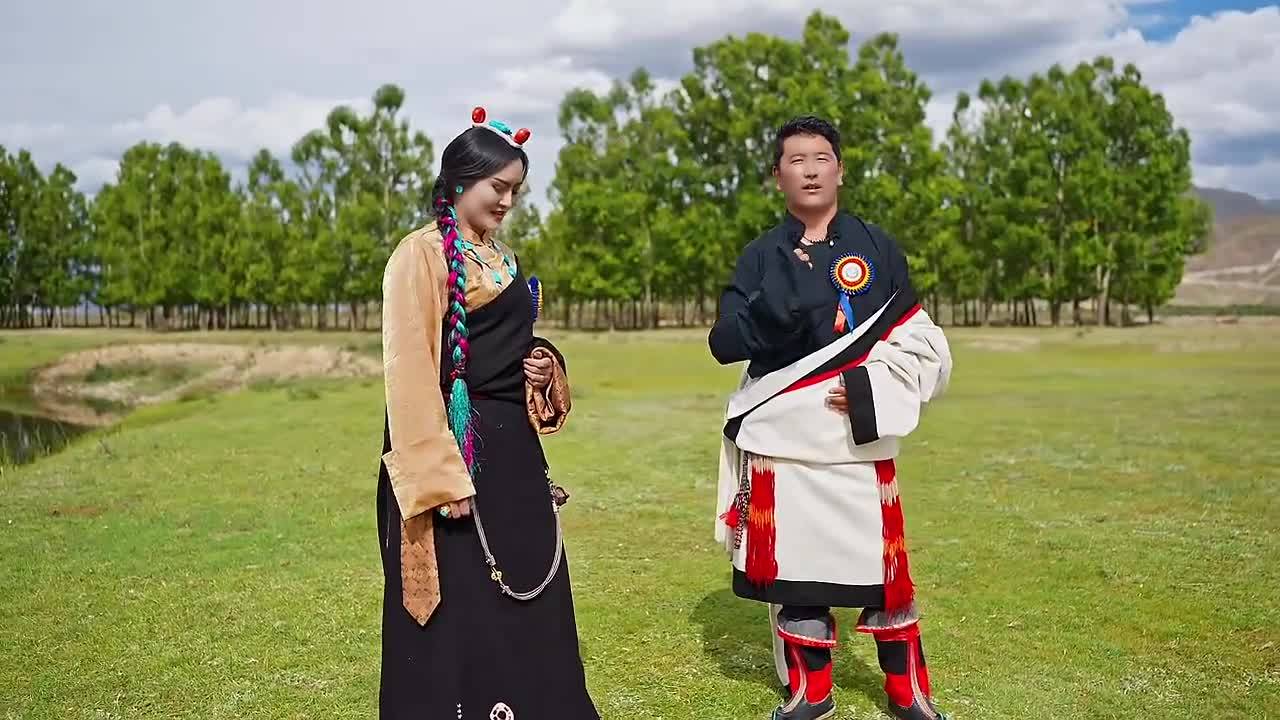 Singing clip of Tibetan song