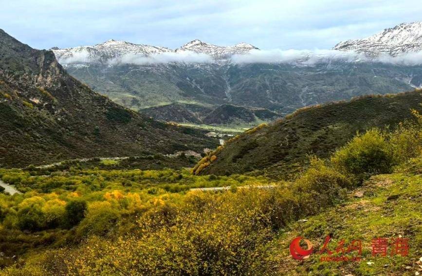 ཁྱུང་རྒྱའི་སྟོན་ཁའི་མཛེས་ལྗོངས།