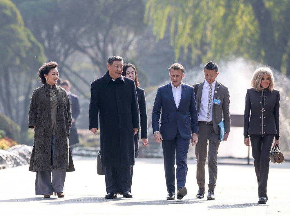 ​快讯：习近平同法国总统马克龙在成都非正式会晤