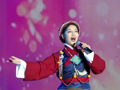 Singing clip of Tibetan song