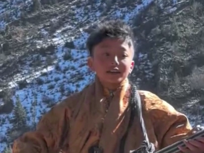 Singing clip of Tibetan song