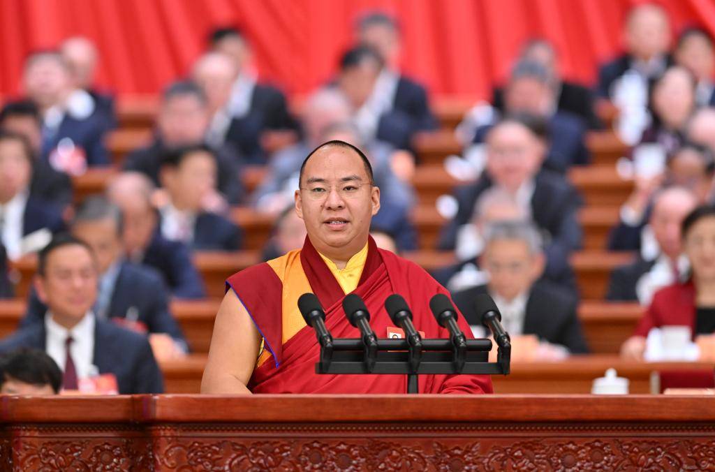 Panchen Rinpoche: Promoting Adaptation of Religion to Socialist Society, Contributing to Rejuvenation of Chinese Nation