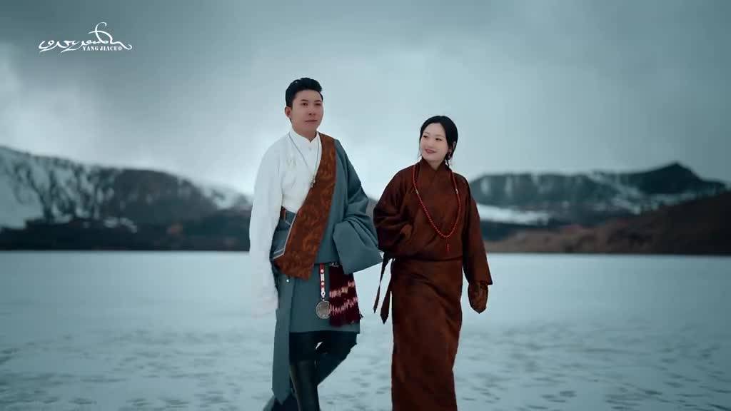 Video clip of melodious song