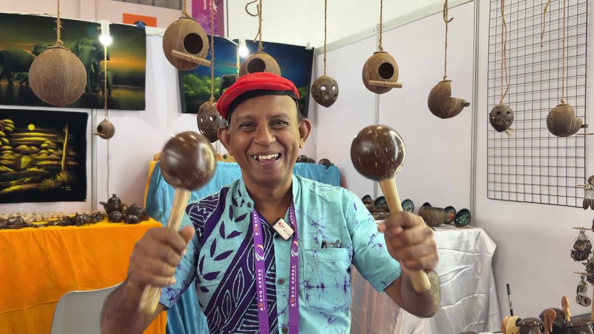 Have you ever seen a massage tool made of coconut shell like this?