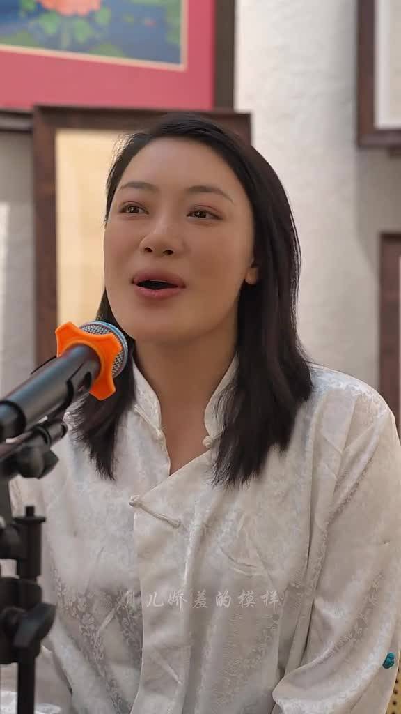 Video clip of melodious song