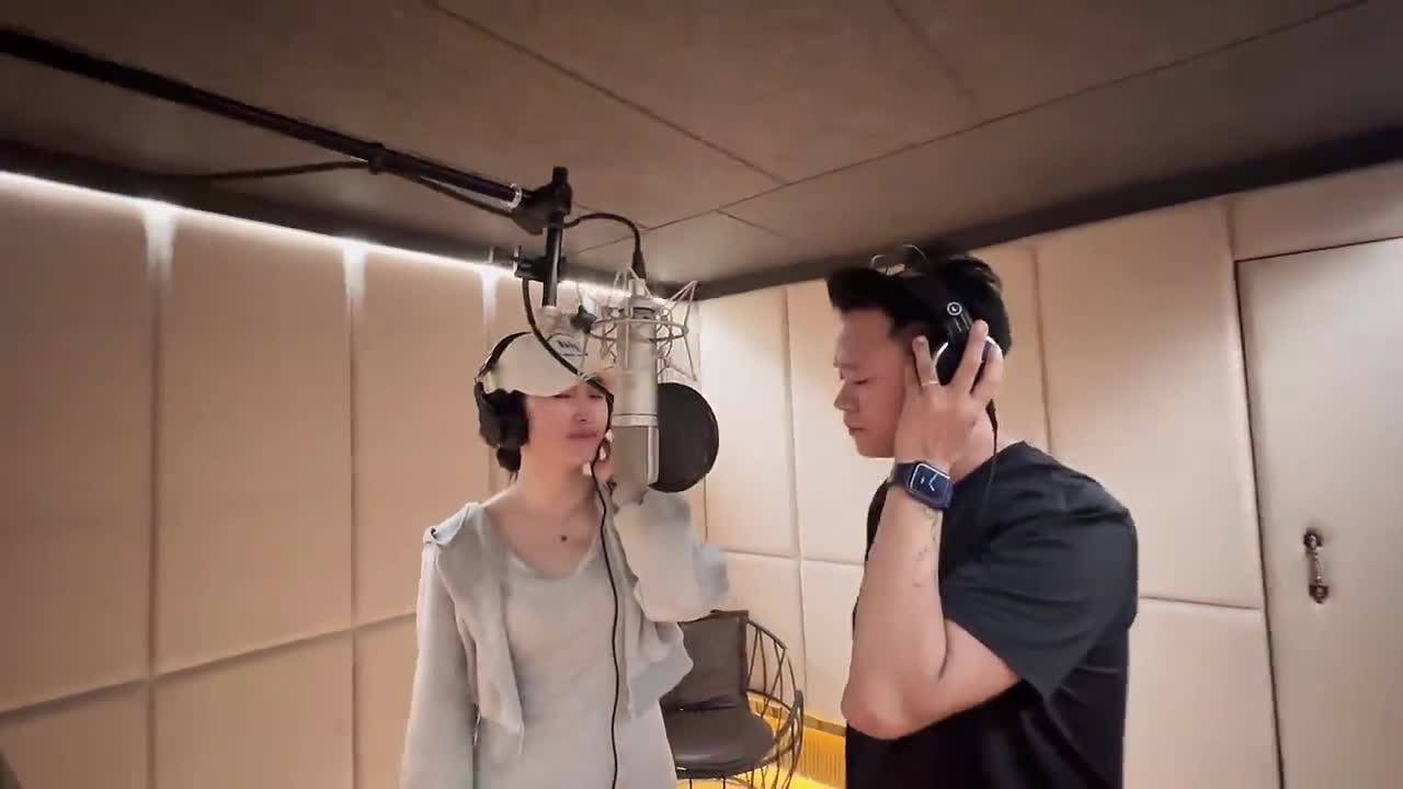 Video clip of melodious song
