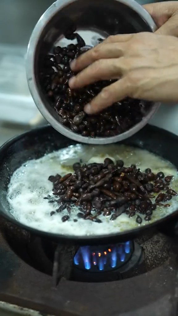 Ever tried pizza with a Tibetan soul?