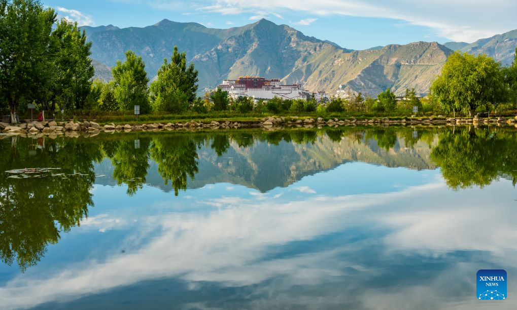 View of Potala Palace in Lhasa, China's Xizang
