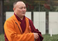 སི་ཁྲོན་ཞིང་ཆེན་མི་དམངས་འཐུས་ཚོགས་ཀྱི་འཐུས་མི། ཚེ་དབང་འགྱུར་མེད།