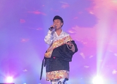 ཟླ་འོད་འོག་གི་པོ་ཏ་ལ།