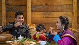 China Focus: Tibet's multi-ethnic community passes on unity tradition