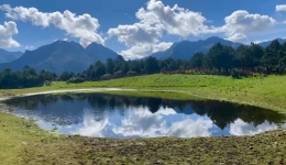 西藏这个景区在修玻璃栈道，今年就能完工！