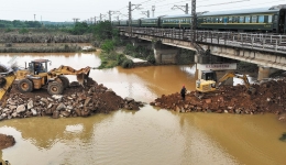Further extreme weather predicted amid flood season
