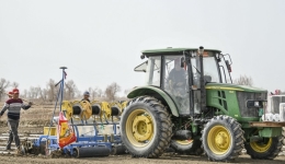 China-Laos Railway records 25,000 cross-border passenger trips