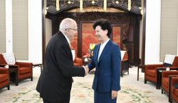 Chinese State Councilor meets honorary president of Swiss-Chinese Association